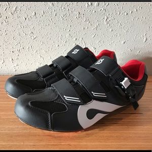 Peloton cycling shoes